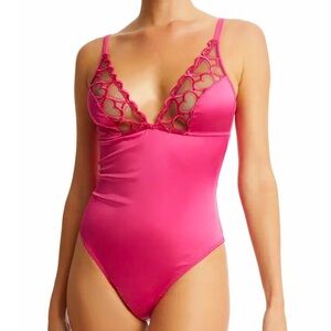 NWT HANKY PANKY “I Heart You” Teddy, S